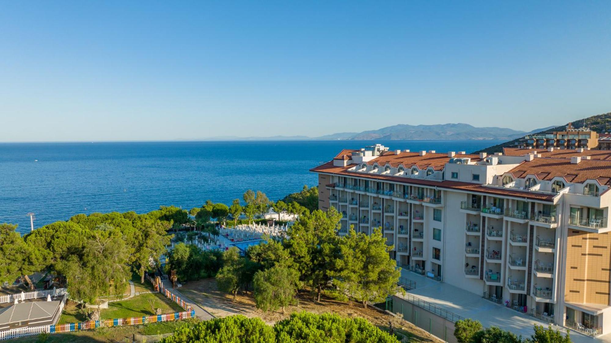 Ramada Resort Kusadasi & Golf Dış mekan fotoğraf